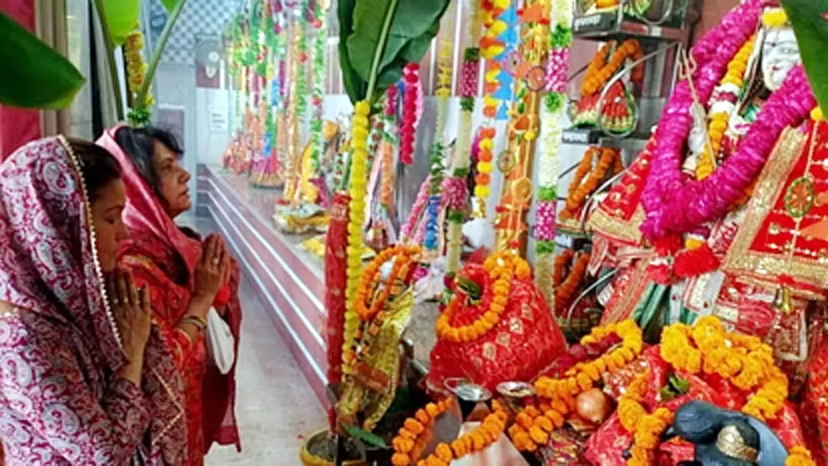 Chamoli : उत्तराखंड के इन देवी मंदिरों में उमड़ी भक्तों की भीड़