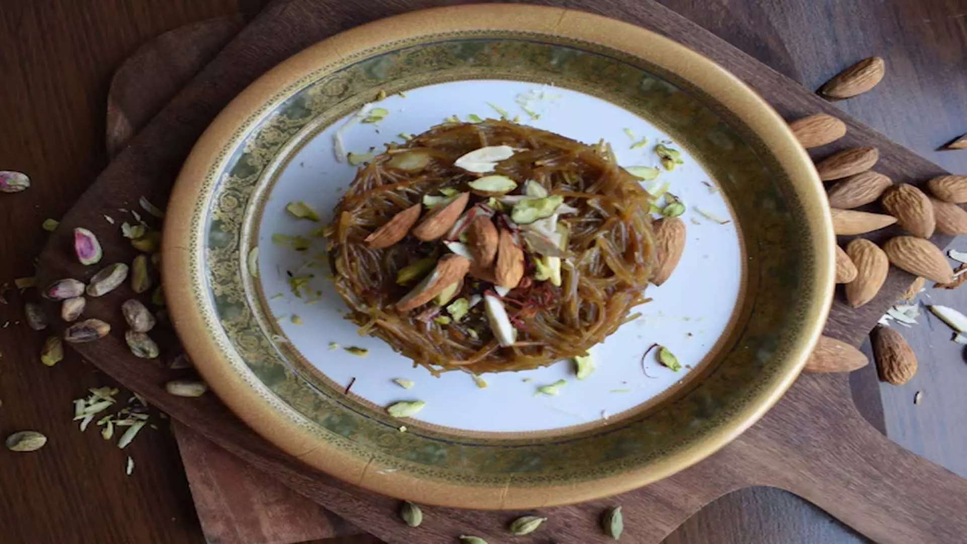 इस स्वादिष्ट सेवई रेसिपी के साथ अपनी ईद को मीठा बनाएं