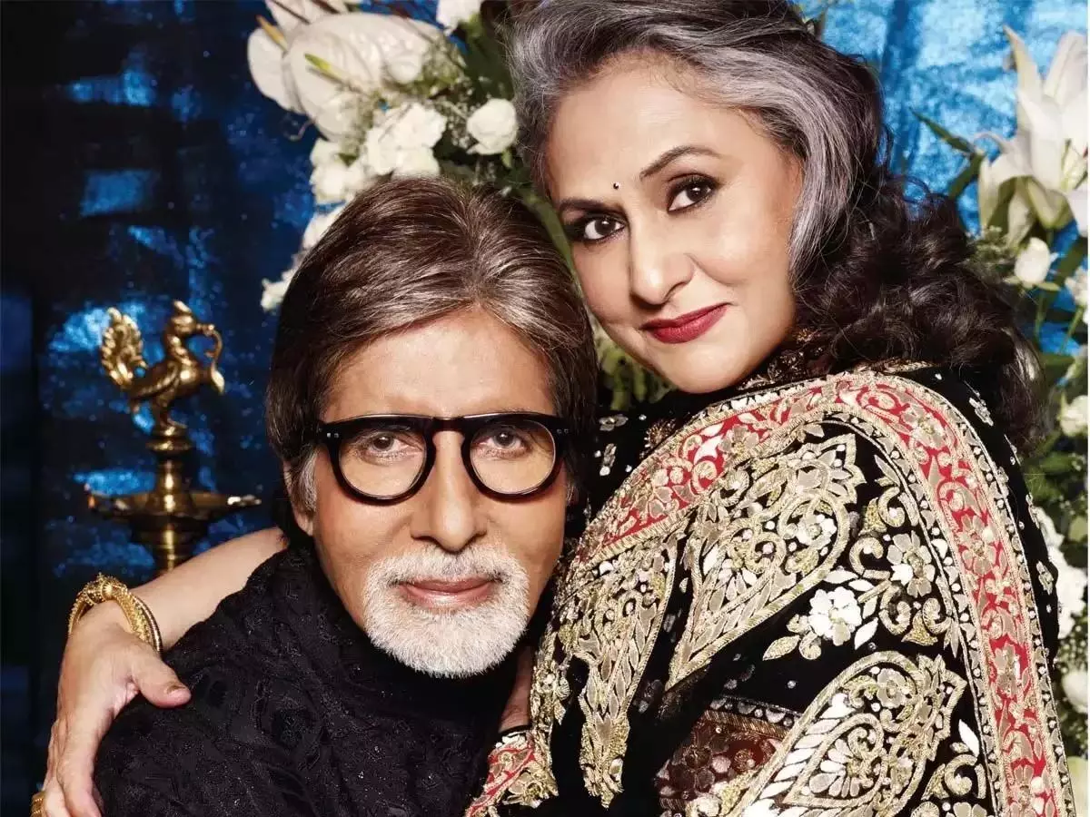 अमिताभ बच्चन ने खास अंदाज में पत्नी जया बच्चन को किया बर्थडे विश