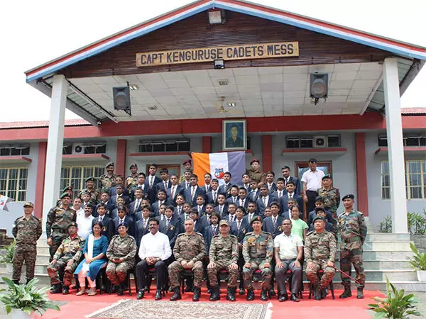 असम राइफल्स ने सैनिक स्कूल सतारा के कैडेटों के लिए राष्ट्रीय एकता यात्रा आयोजित की