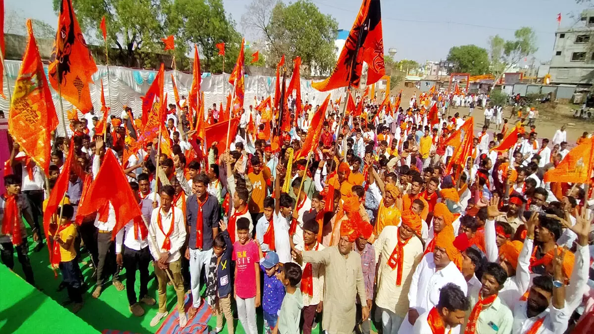 Hussainabad : हिंदू नववर्ष पर निकाली गयी भव्य शोभायात्रा