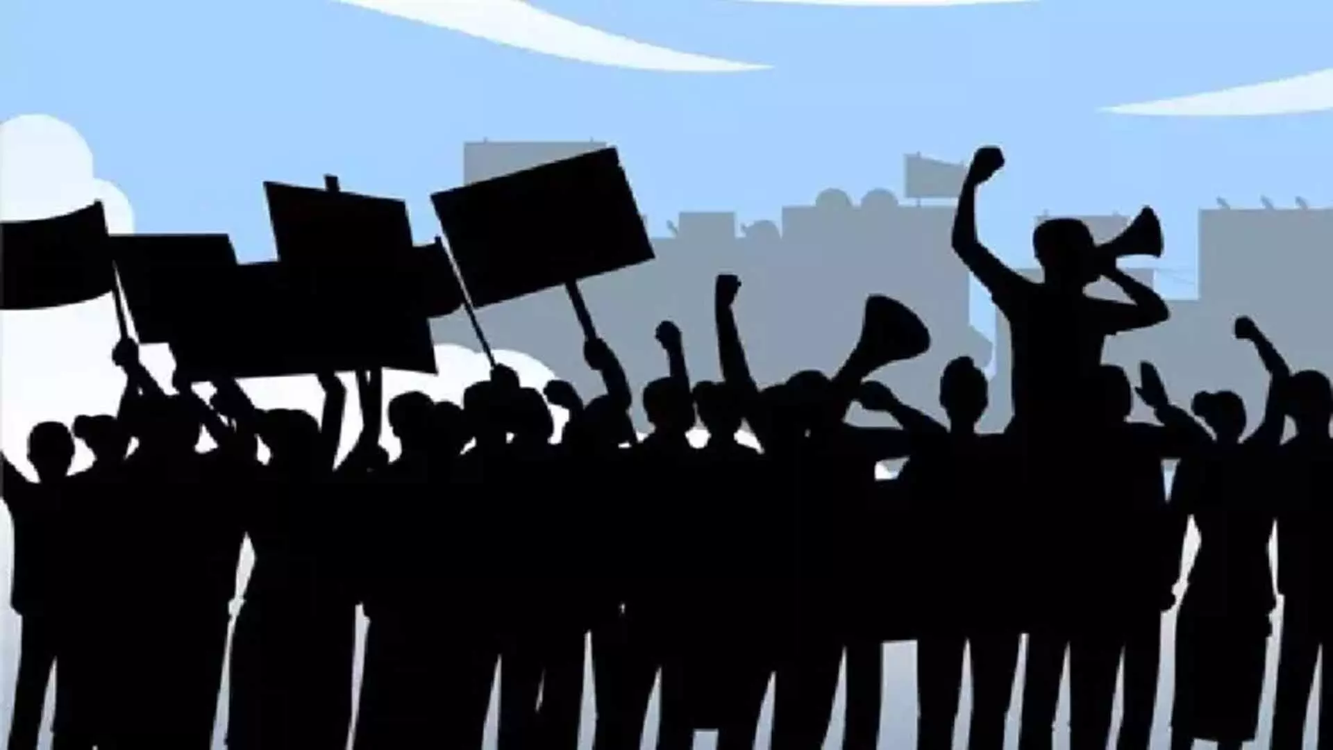 वेतन वृद्धि की मांग को लेकर सफाई कर्मचारियों ने चेंगलपट्टू जीएच में विरोध प्रदर्शन किया