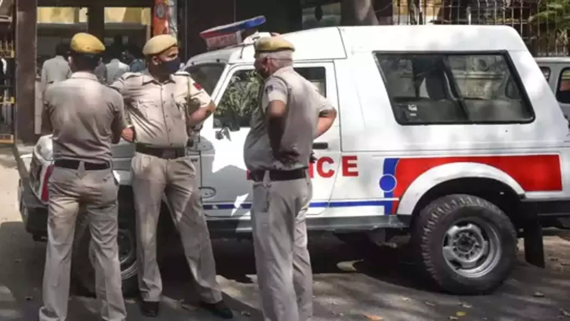 48 घंटे की मशक्कत के बाद पुलिस दिल्ली के डाबरी हत्याकांड के आरोपियों तक पहुंचे