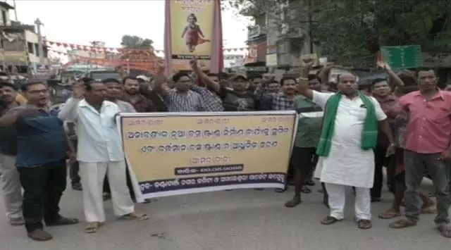 ओडिशा: जिला दर्जे की मांग को लेकर 12 घंटे के लिए कांटाबांजी को बंद रखा गया