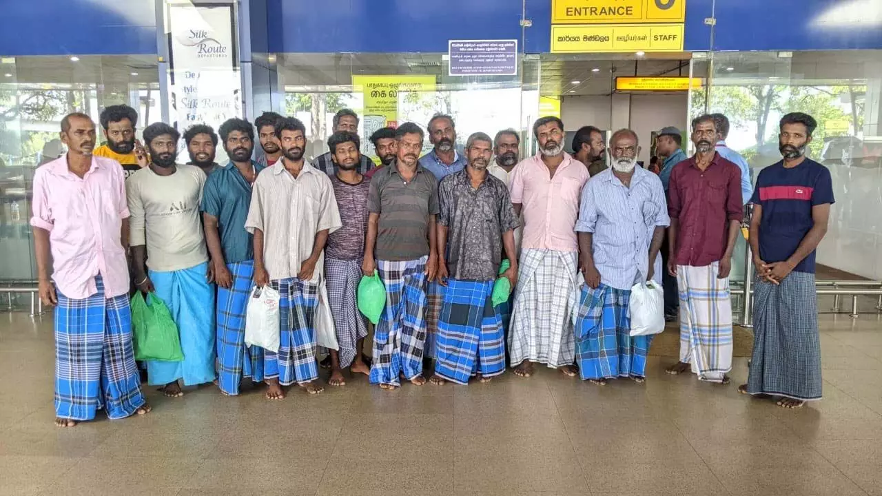 श्रीलंका की जेल से रिहा हुए भारतीय मछुआरे