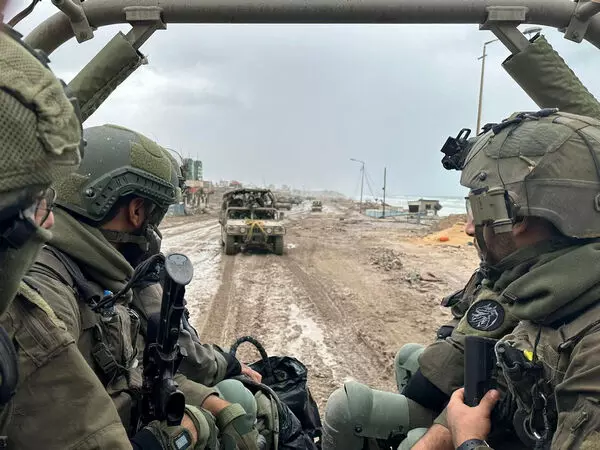 इजराइल ने सीरिया में हिजबुल्लाह के ठिकानों पर हमला किया