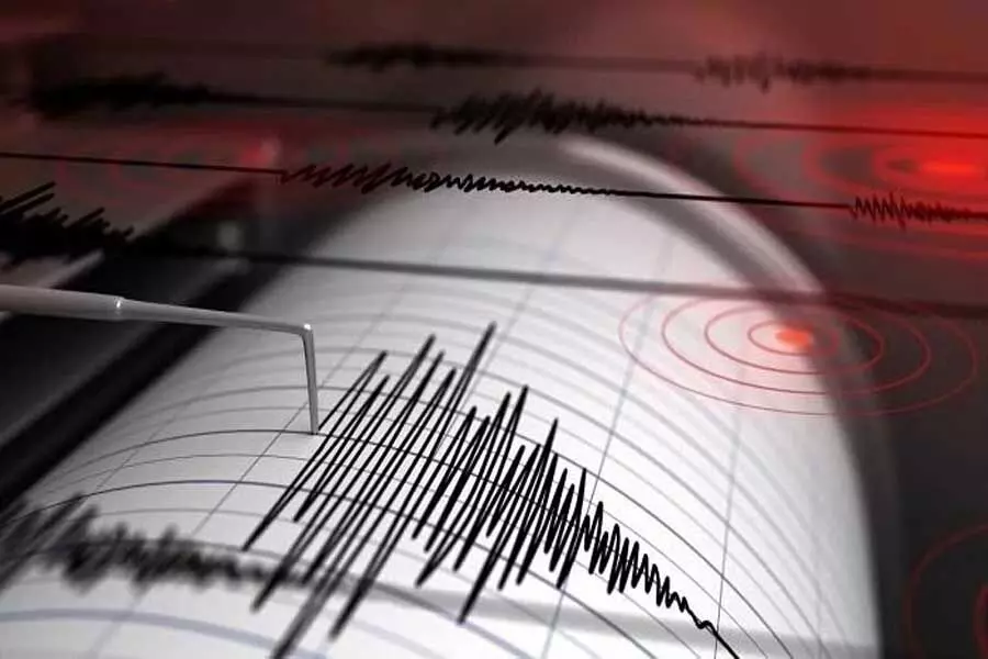 चीन के शिनजियांग में 5.7 तीव्रता का भूकंप आया