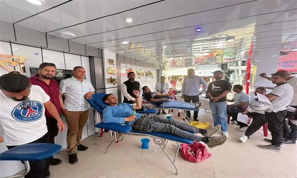धूमल के जन्मदिन पर बीजेपी ने लगाया रक्तदान शिविर