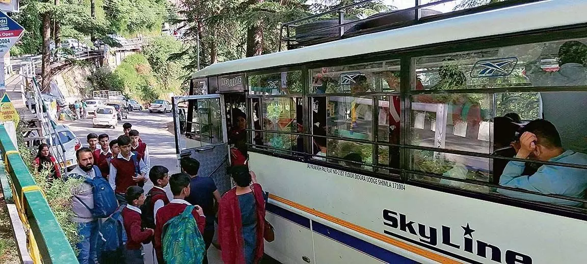 शिमला प्राइवेट बस ऑपरेटरों ने 1 मिनट के ट्रैफिक प्लान की धज्जियां उड़ा दीं