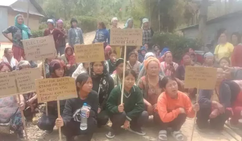 मणिपुर में हॉटस्पॉट गांवों से सुरक्षा हटाने के खिलाफ मीरा पैबिस ने विरोध प्रदर्शन किया