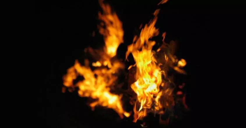 पथानामथिट्टा में बुजुर्ग दंपति की जलकर मौत हो गई