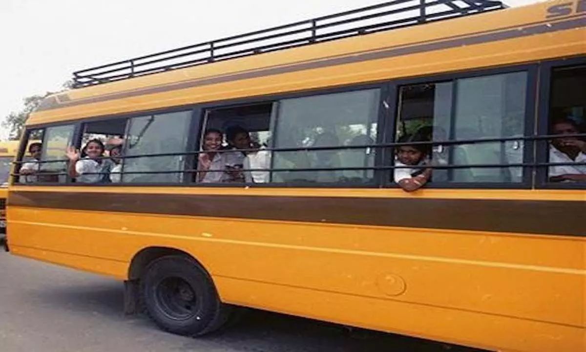 गुरुग्राम, फ़रीदाबाद में स्कूली बसों की सुरक्षा समीक्षा के आदेश