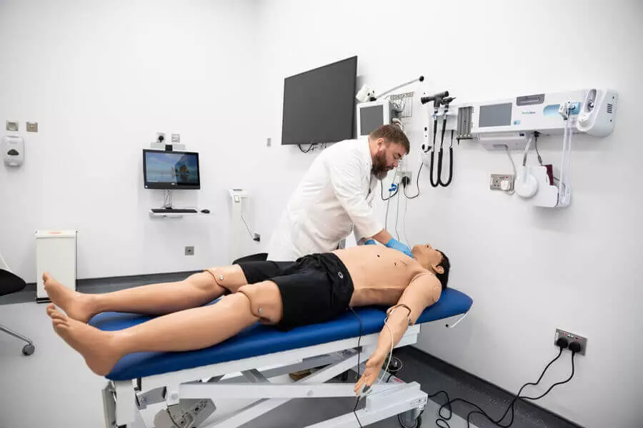 एसकेएमसीएच में कृत्रिम शरीर पर शोध करेंगे छात्र और डॉक्टर