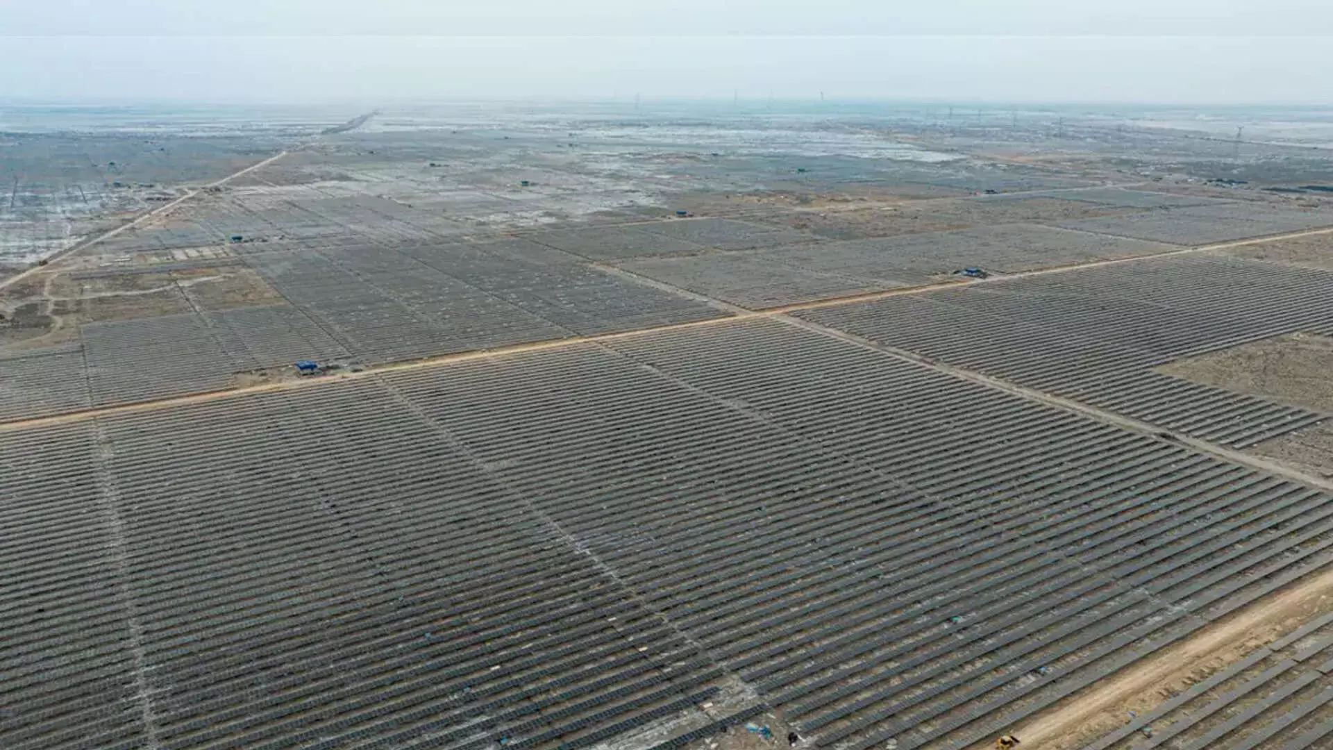 विश्व का सबसे बड़ा नवीकरणीय ऊर्जा पार्क अब भारत में