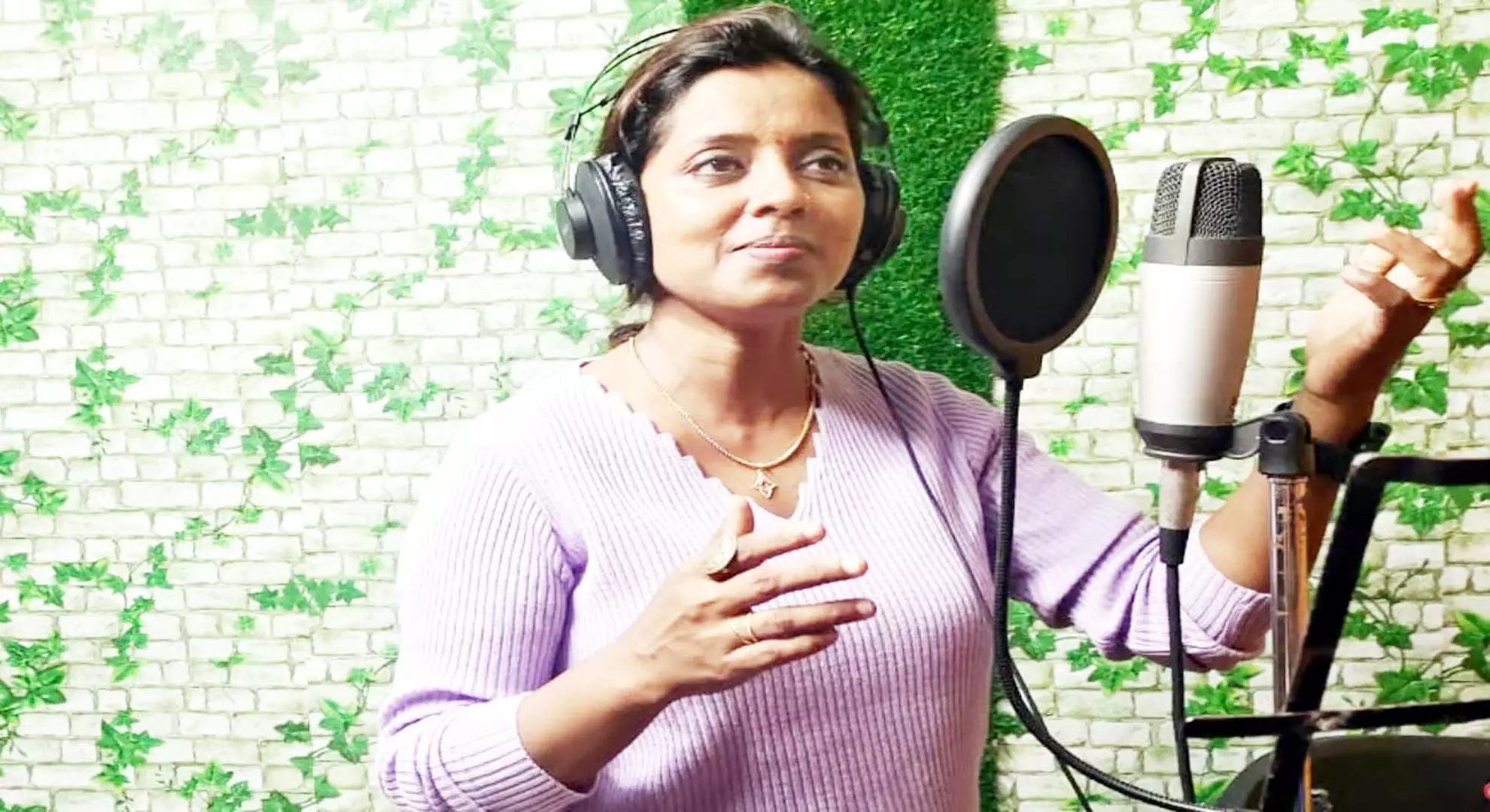 केरल में पोल बीट्स ने प्लेलिस्ट, गायकों और संगीतकारों को भर दिया है
