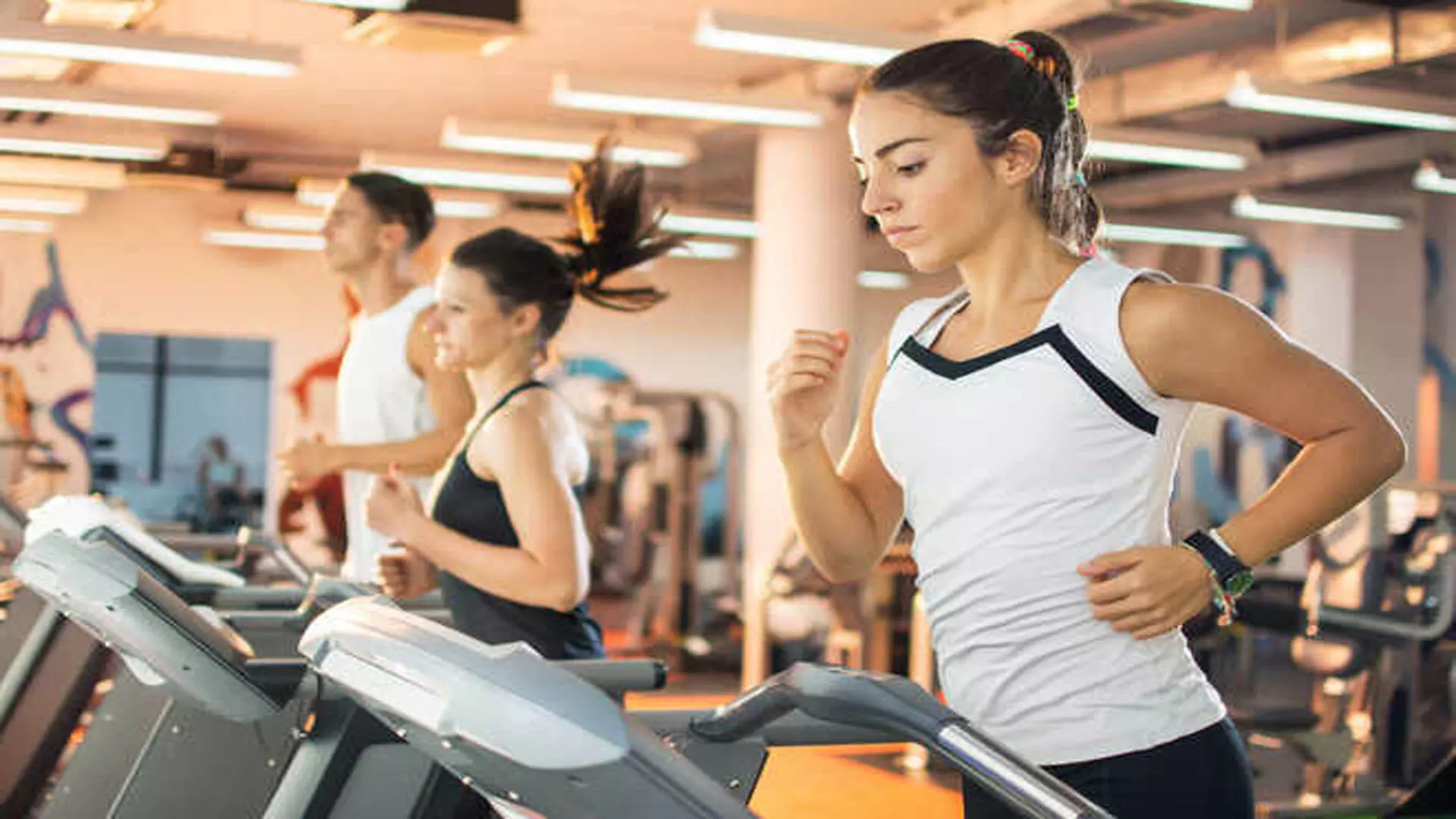 वैज्ञानिकों ने पता लगाया कि व्यायाम कैसे रोक सकता है उम्र बढ़ने से?
