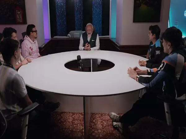 पीएम मोदी ने की शीर्ष भारतीय गेमर्स के साथ बातचीत