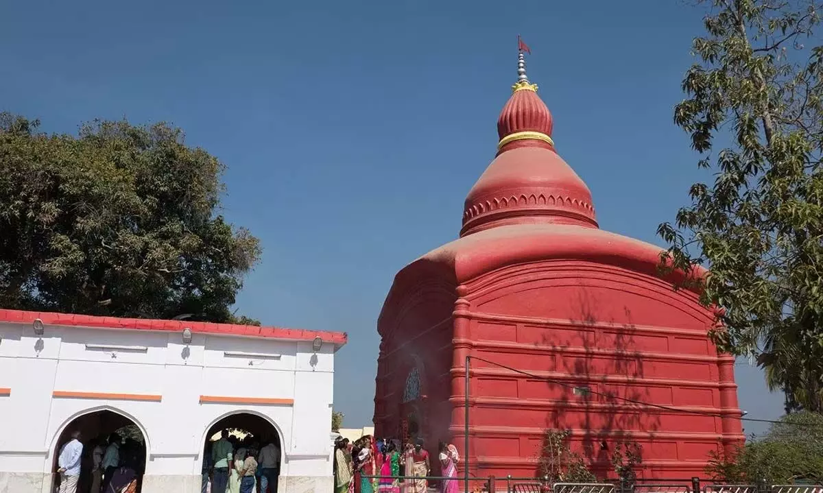 वायरल आक्रोश के बीच त्रिपुरा सुंदरी मंदिर ने वीडियो प्रतिबंध लागू किया