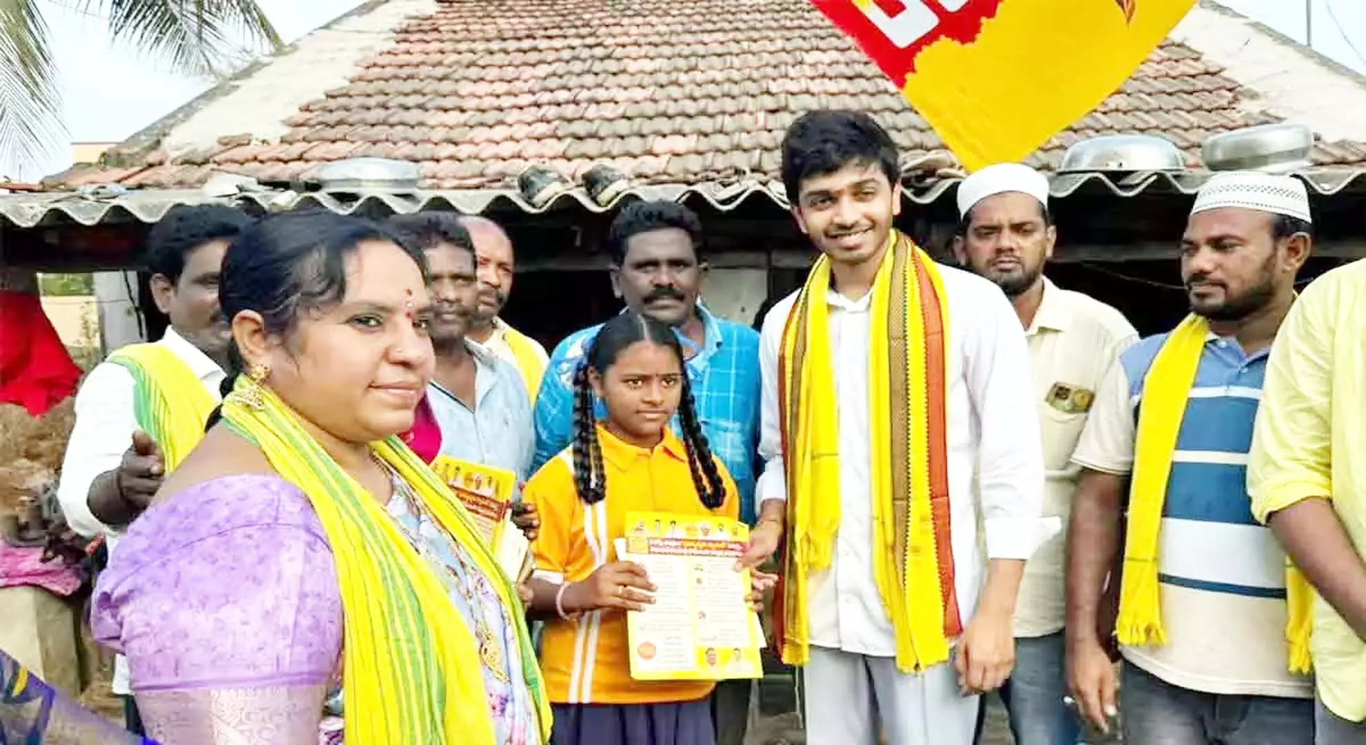 टीडीपी के युवा नेता वसंत धीमंथ साई ने मायलावरम में प्रचार किया