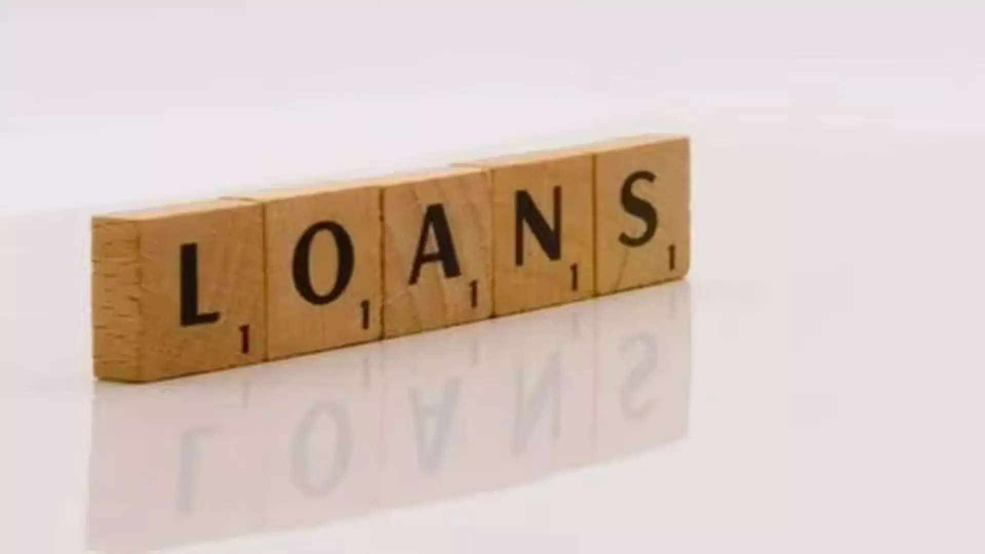 सुरक्षित व्यक्तिगत ऋण लेने के बारे में अनिश्चित हैं? यहाँ पक्ष और विपक्ष