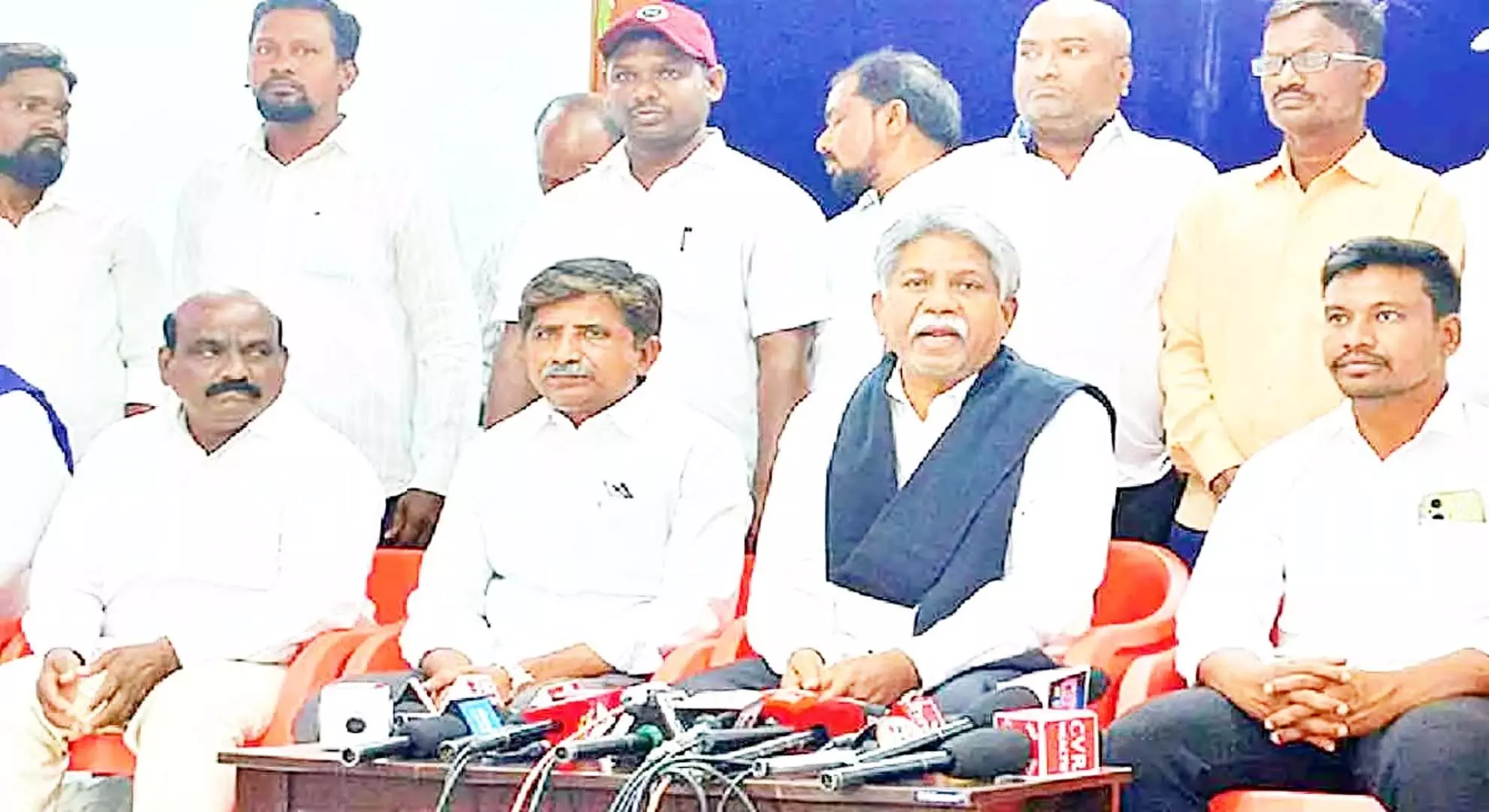 वारंगल: एमआरपीएस ने श्रीहरि को विधायक पद छोड़ने की चुनौती दी