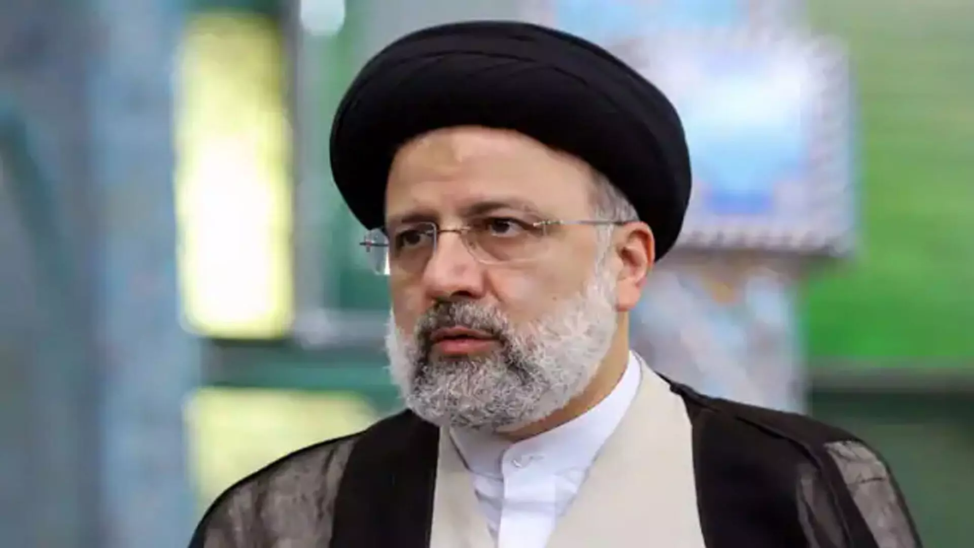 ईरान के राष्ट्रपति ने इजरायल द्वारा जवाबी हमला करने पर कड़ी प्रतिक्रिया की चेतावनी दी