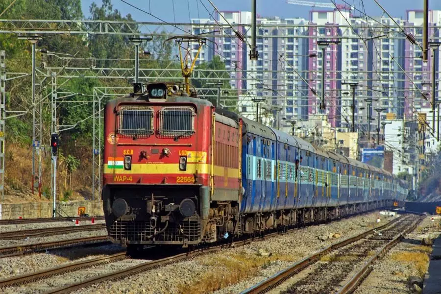 मध्य रेलवे मुंबई से विभिन्न राज्यों के लिए 92 अतिरिक्त ग्रीष्मकालीन विशेष ट्रेन सेवाएं चलाएगा, विवरण यहां जांचें