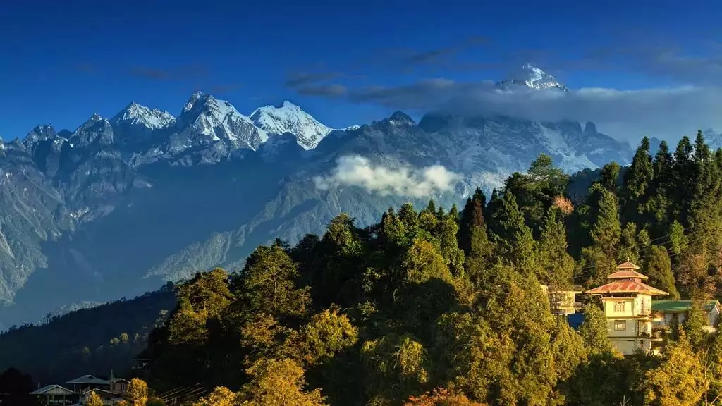 फरवरी से जून तक का महीना है सिक्किम घूमने के लिए बेस्ट