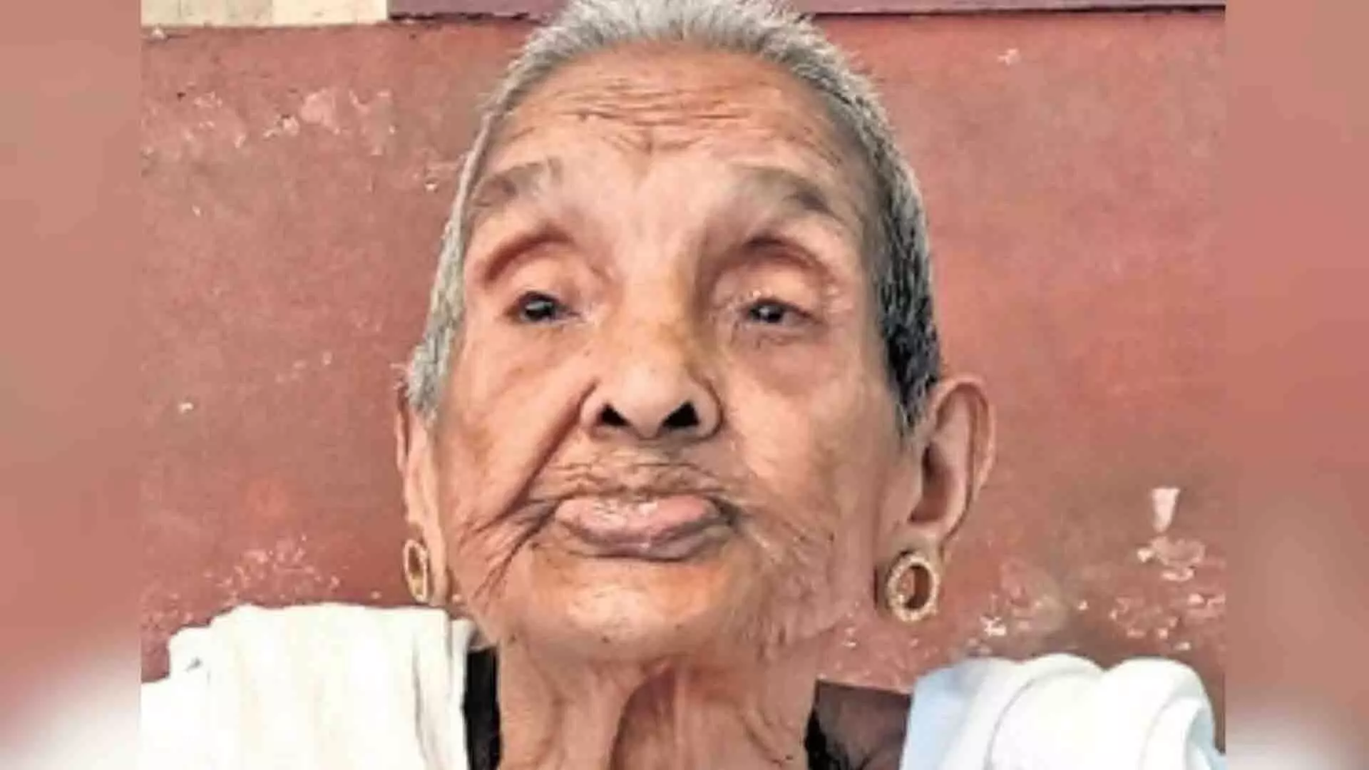 राज्य की सबसे बुजुर्ग मतदाता, 111 वर्षीय कुप्पाचियाम्मा, फिर से मतदान करने को उत्सुक