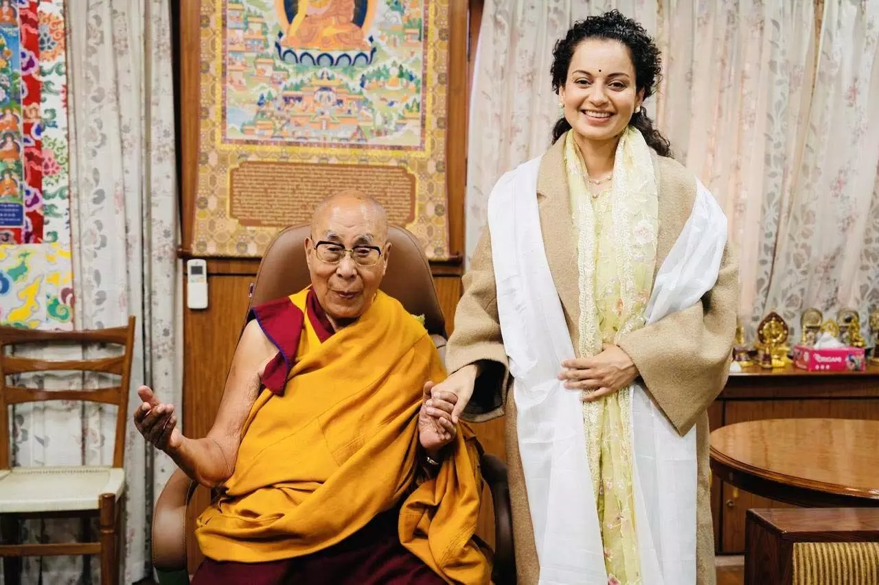 कंगना रनौत ने की दलाई लामा से मुलाकात, बताया इसे अपने जीवन का सर्वोत्तम पल