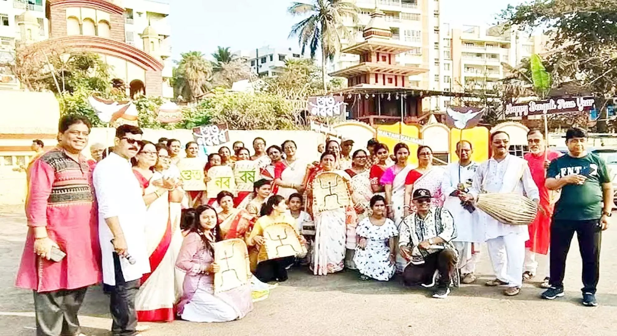 विशाखापत्तनम: बंगाली शुभो नबाबरशो मनाते हैं, नए साल का स्वागत करते हैं