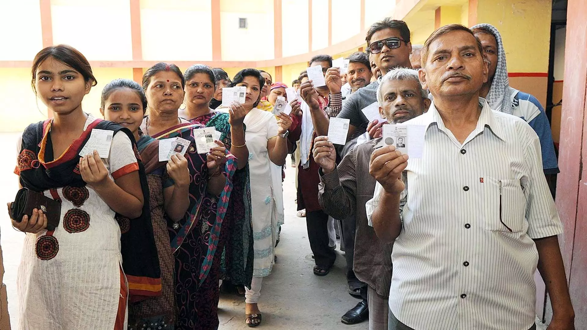 जिला निर्वाचन ने सभी मतदाताओं से 19 अप्रैल को अपने मताधिकार का प्रयोग कर मजबूत