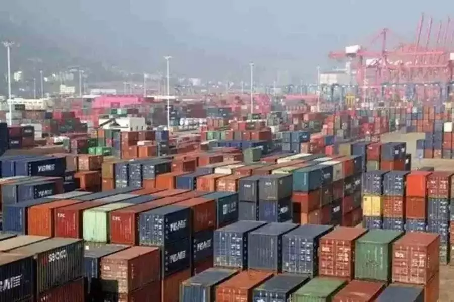 भारत का व्यापारिक निर्यात मार्च FY24 शिपमेंट में मामूली गिरावट के साथ 437 बिलियन अमेरिकी डॉलर पर आ गया