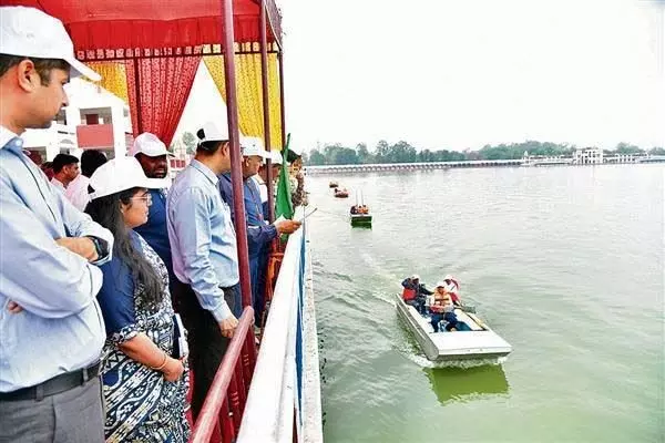 बाढ़ बचाव प्रशिक्षण कुरुक्षेत्र के ब्रह्म सरोवर में शुरू हुआ