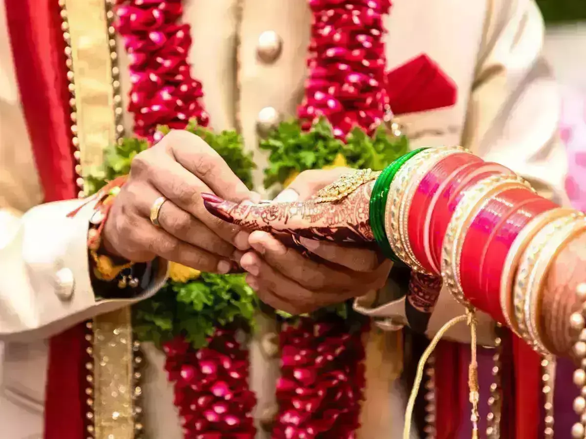 शादीयों के सीजन में व्यापारियों को 200 करोड़ रुपये से ज्यादा के कारोबार की उम्मीद