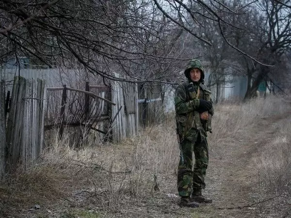 इस गर्मी में ढह सकती है यूक्रेनी सीमा रेखा: रिपोर्ट