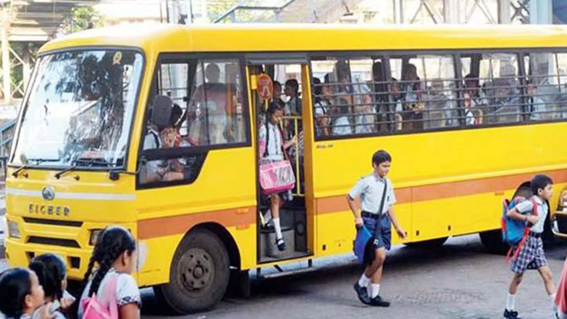 चंडीगढ़ ट्रैफिक पुलिस स्कूल बसों के लिए सीट बेल्ट अनिवार्यता लागू करेगी
