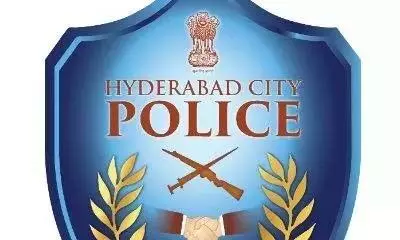 मोड़ पर ओवरटेक करना खतरनाक, सुरक्षित ड्राइव करें: हैदराबाद पुलिस