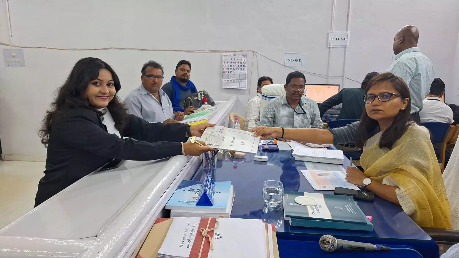 दुर्ग में 9 उम्मीदवारों ने भरा नामांकन पत्र