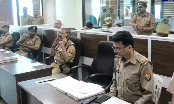 पुलिस महानिदेशक प्रशांत कुमार ने पुलिस मुख्यालय में बने कंट्रोल रूम का निरीक्षण किया