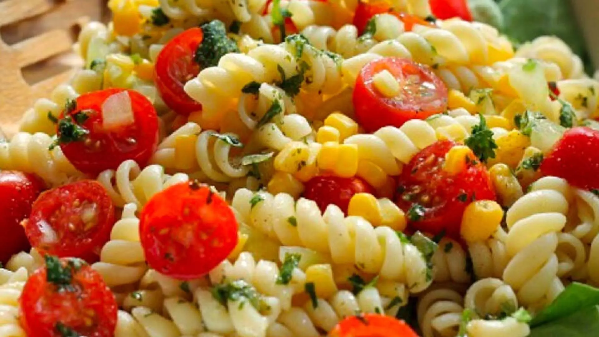 गार्डन-फ्रेश पास्ता के साथ इटली के स्वाद का आनंद लें