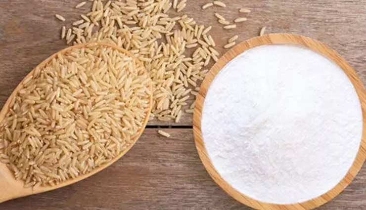 चावल के आटे के 10 अद्भुत सौंदर्य लाभ