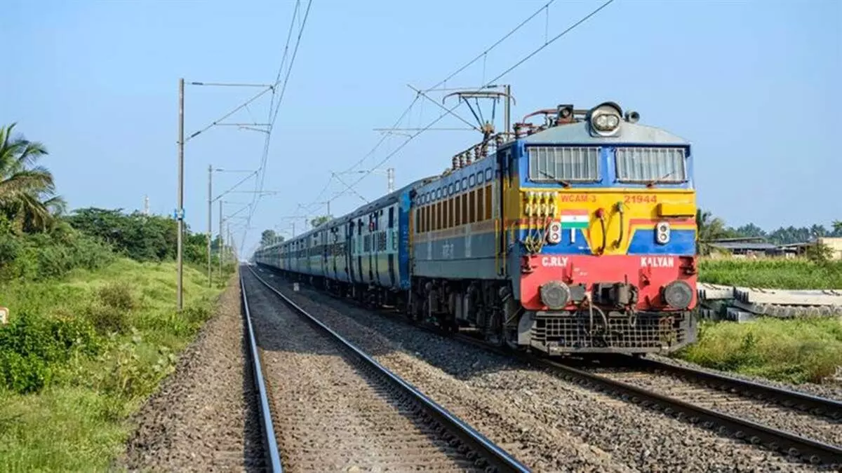 रेलवे गर्मी के मौसम में यात्रियों के लिए चलाएगा समर स्पेशल ट्रेने