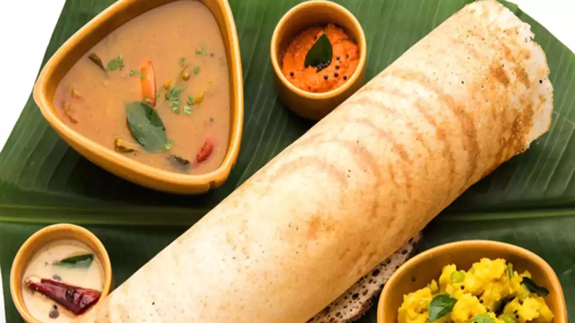 पारंपरिक दक्षिण भारतीय नाश्ता क्रिस्पी डोसा