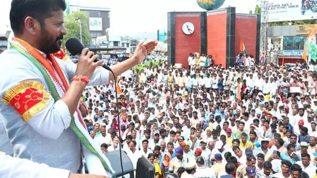 तेलंगाना के मुख्यमंत्री ने बेंगलुरु में कांग्रेस उम्मीदवारों के लिए प्रचार किया