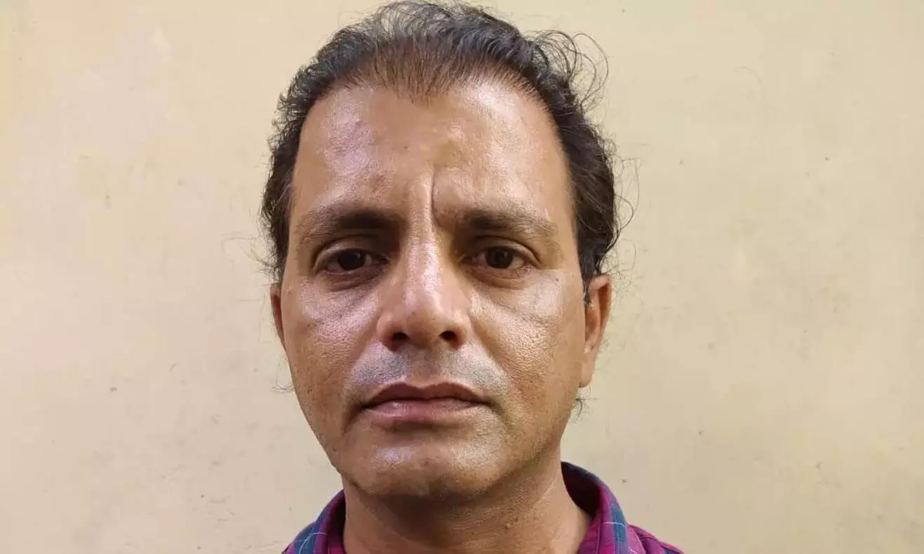 हैदराबाद में खुद को त्वचा विशेषज्ञ बताकर लोगों को ठगने वाला व्यक्ति गिरफ्तार