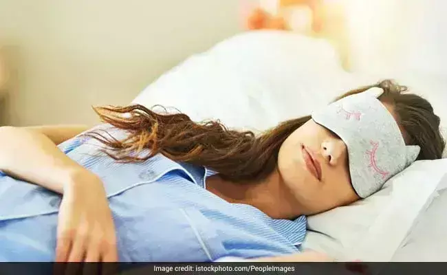 अध्ययन में कहा गया है कि युवा पीढ़ी नींद से वंचित है