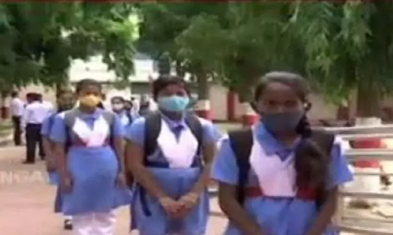 बढ़ते तापमान के कारण ओडिशा ने स्कूलों में गर्मी की छुट्टियों की घोषणा की