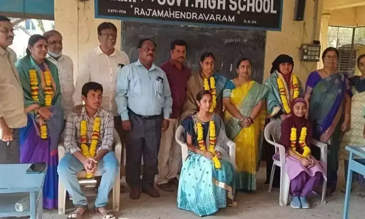 राजमहेंद्रवरम: सरकारी, सहायता प्राप्त और नगरपालिका स्कूलों के छात्रों ने अच्छा प्रदर्शन किया