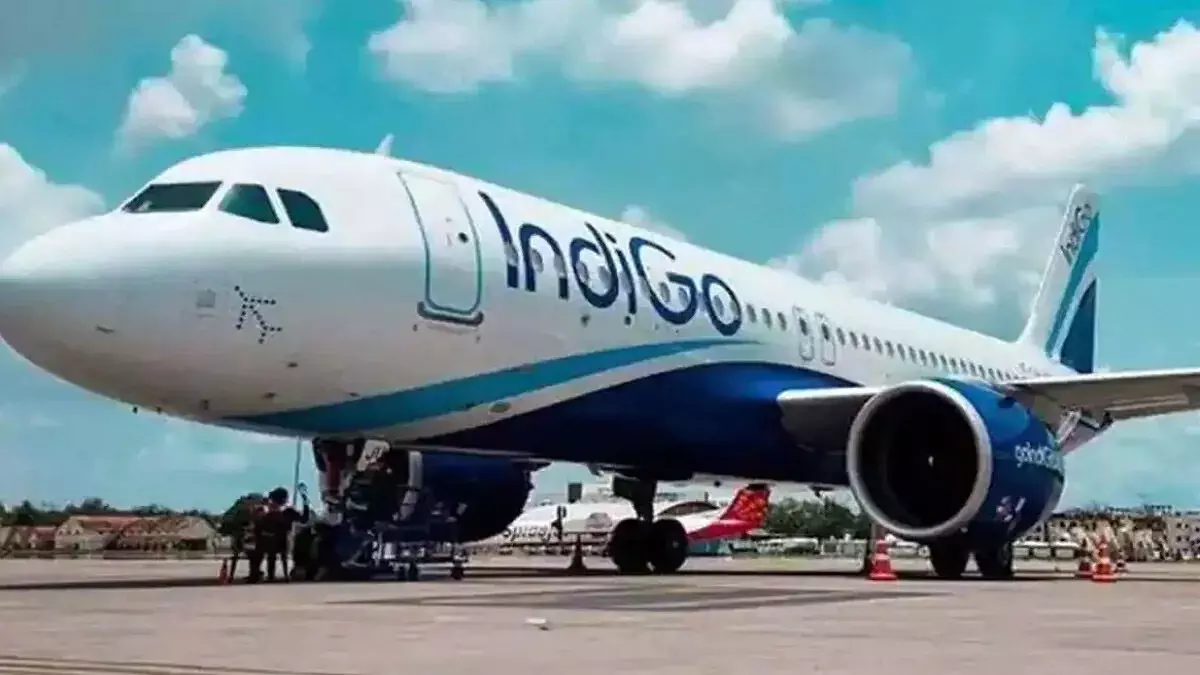 इंडिगो विमान में ईंधन रिसाव होने से मचा हड़कंप, यात्रियों ने किया हंगामा
